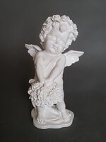 Ангел с корзинкой