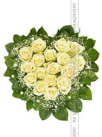 Корзинка цветов «Любящее сердце», кремовое